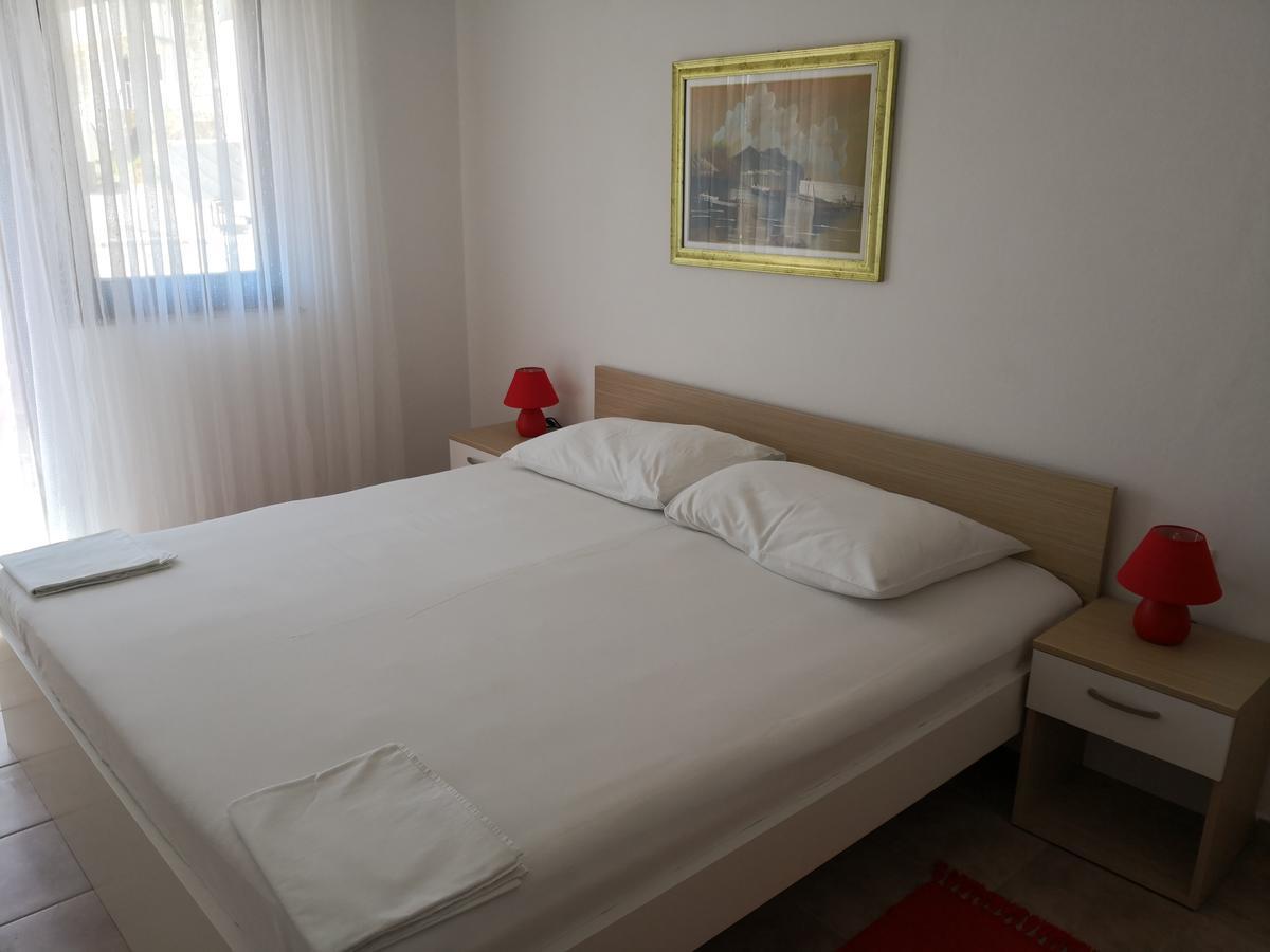 Apartments Anastazija 帕格 外观 照片