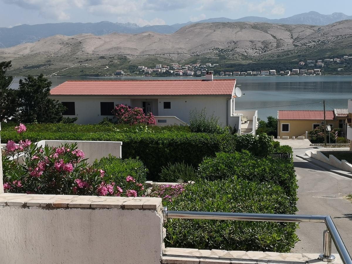Apartments Anastazija 帕格 外观 照片